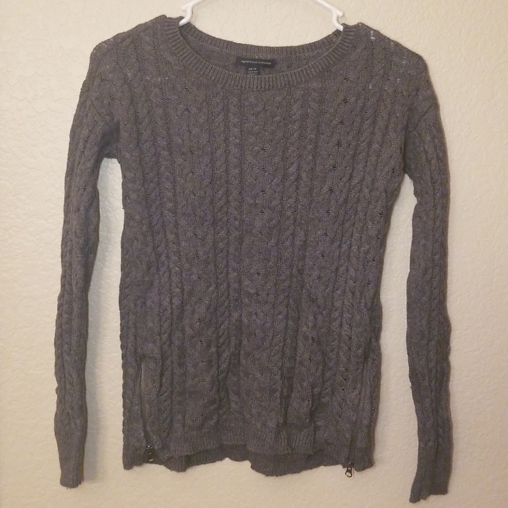 American eagle sweater